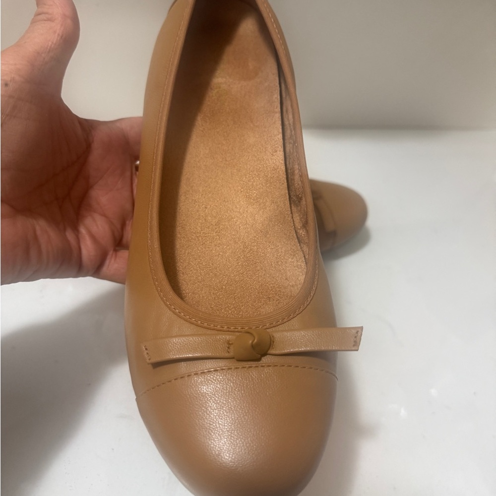 Leather ballet flats,Vionic Amorie Skimmers in new conditions orthopedic comfort - Picture 12 of 16